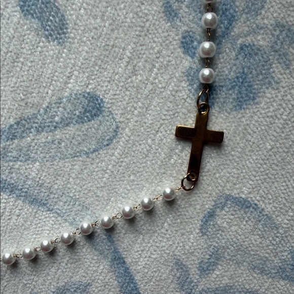Pearl Necklace with Gold Cross Pendant - Picture 2 of 4